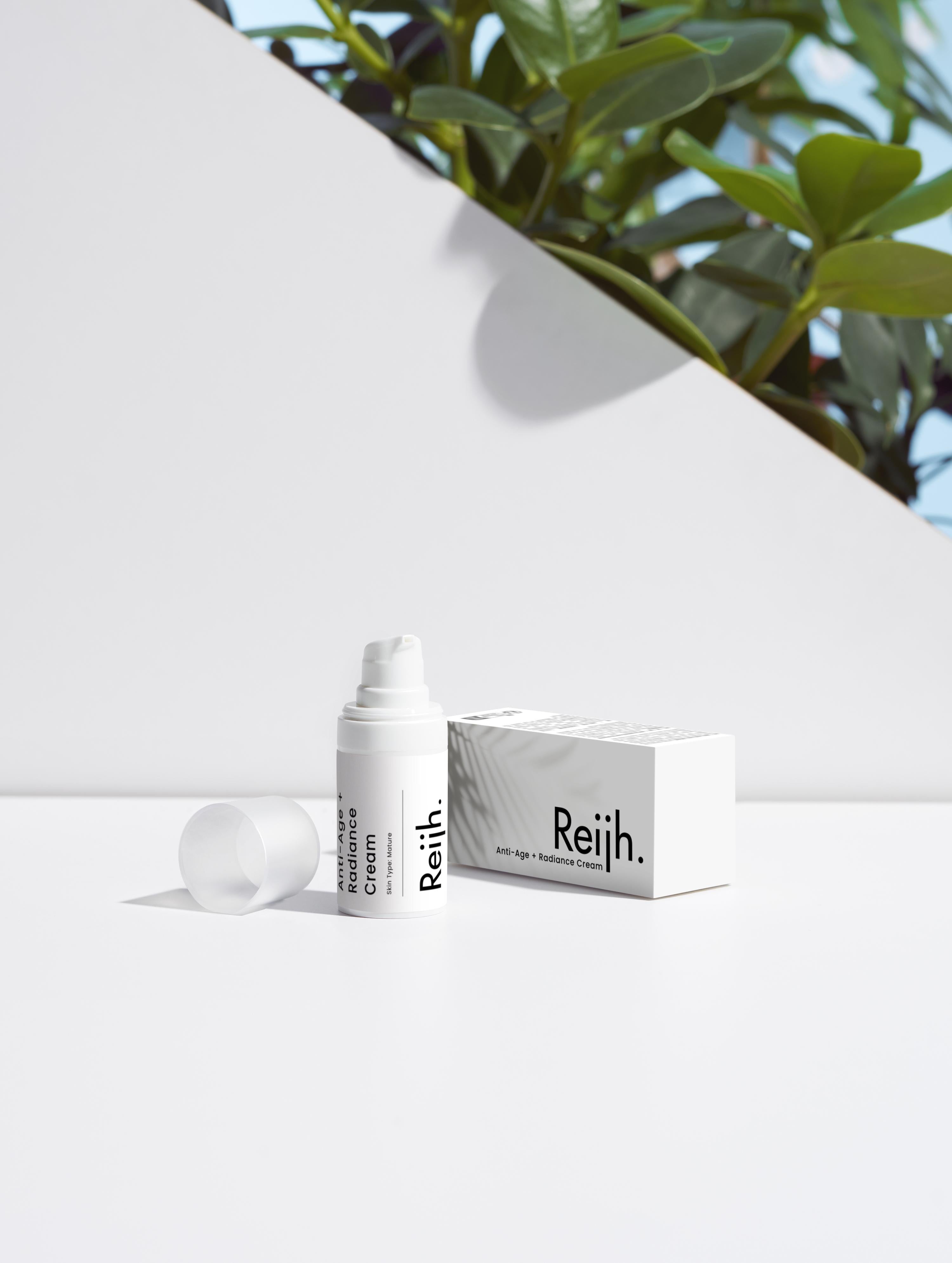 Anti-Age + Radiance Cream | With Organic Botanicals & Multi-Molecular Hyaluronic Acid